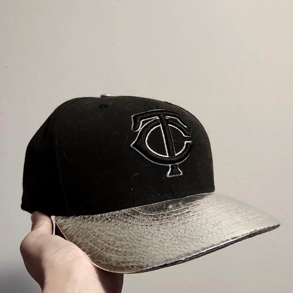 New Era fitted MN Twins hat